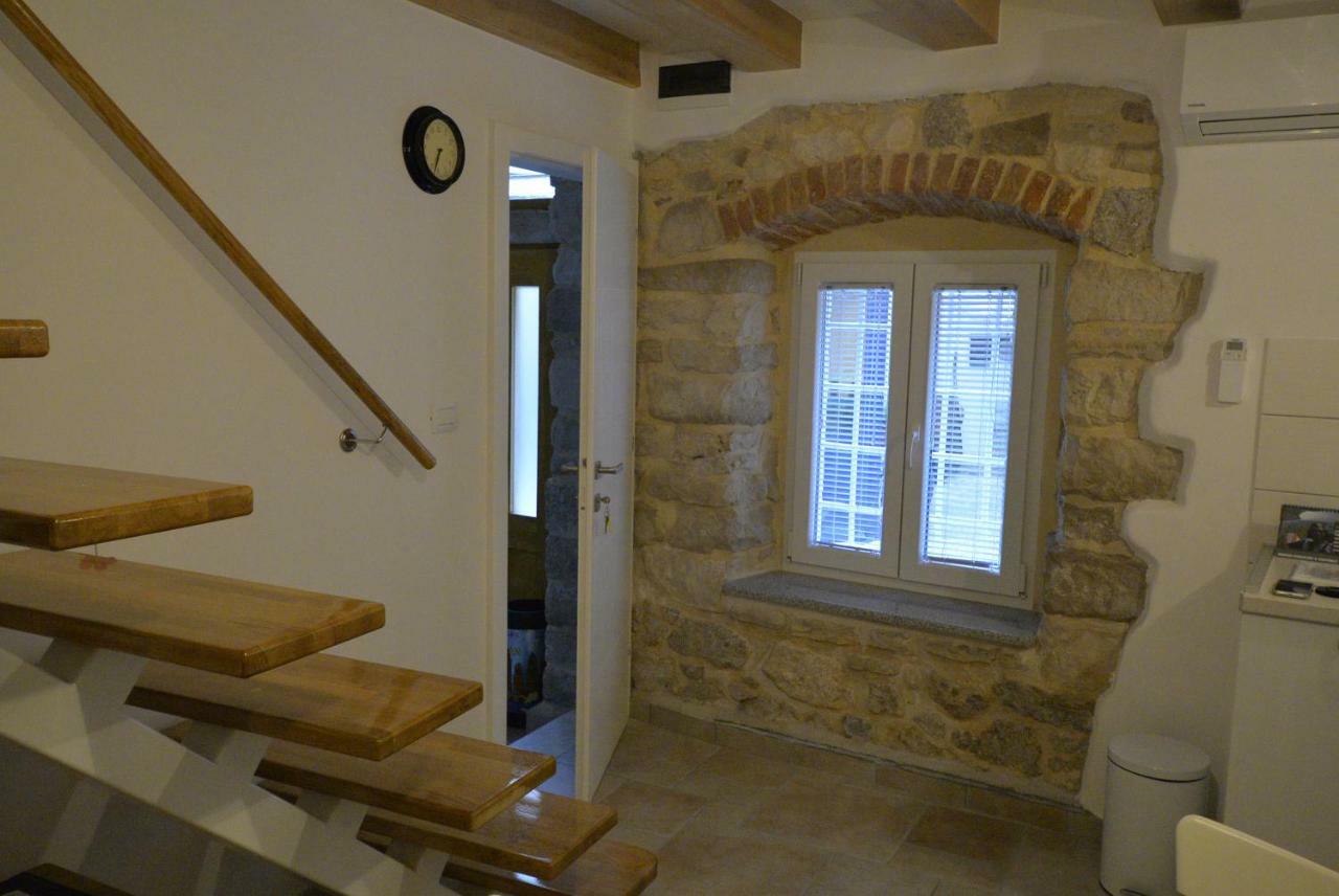 Apartments And Rooms Oliva Cres Exterior foto